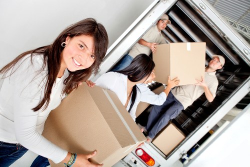 Secure short-term storage in Barnes with organized unit layout